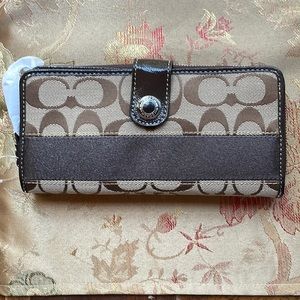 Classic coach signature wallet